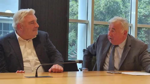 Après les inondations, Gérard Larcher propose l'ouverture d'une...