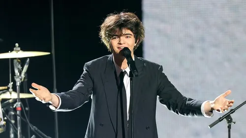 Le Boulonnais Sam Sauvage sacré Révélation masculine aux Victoires...