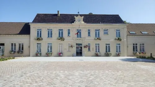 Municipales 2026 à Marck : Pierre-Henri Dumont repart en duo, face...