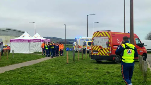 Au moins 76 migrants morts au large de nos côtes en 2024: à qui la...