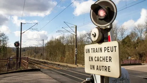 Un homme happé par un train à Steenbecque, le trafic est interrompu...