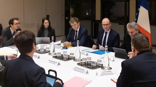 Arc en redressement judiciaire : le ministre de l'Industrie croit...