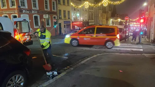 Boulogne: une ambulance des pompiers percutée Grande rue, 2 blessés...