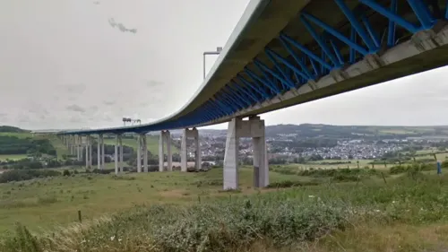 Échinghen : un homme se jette d'un pont de l'A16