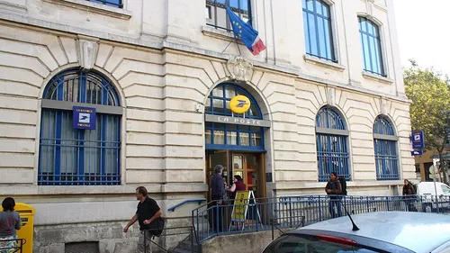 Panne à La Poste et à La Banque Postale : de nombreux services...