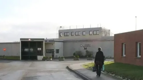La prison de Longuenesse visée par des tirs de feux d'artifices