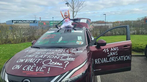 Les infirmières libérales ont débuté leur opération escargot sur...