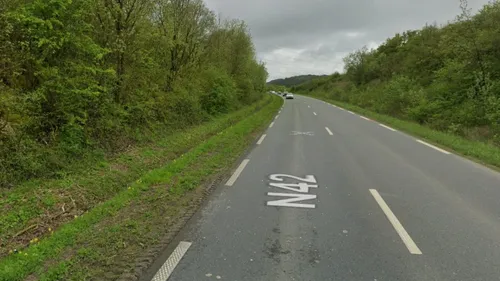 Accident spectaculaire sur la RN 42 à Escœuilles