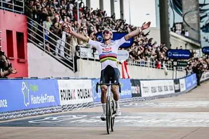 Cyclisme : La démonstration de Mathieu Van der Poel sur Paris-Roubaix