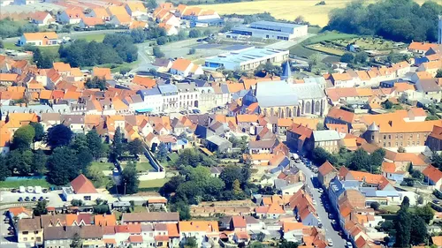Samer: beaucoup de monde veut y habiter, mais les terrains...