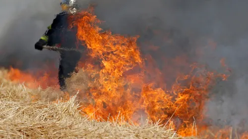 Fresnoy : deux feux de ballots de paille détruisent 4 hectares au...