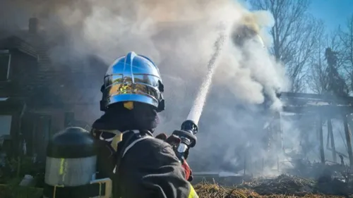 Une habitation en feu à Oye-Plage