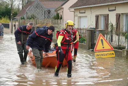 Les pompiers mobilisés pour aider les sinistrés partout dans la Région