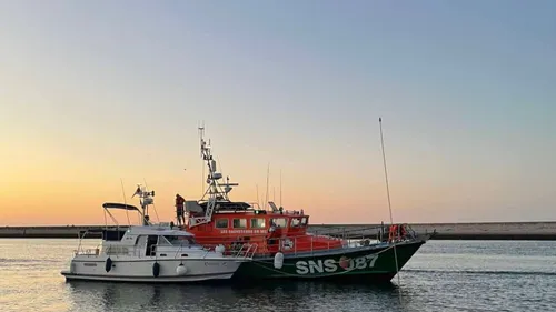 Dunkerque : la SNSM remorque un voilier néerlandais en panne