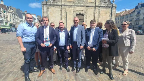 Législatives: Antoine Golliot (RN) "pense pouvoir être le nouveau...