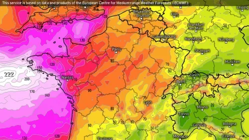 Une forte tempête en prévision en milieu de semaine