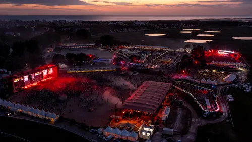 Bob Sinclar avec B2b Paloma, Purple Disco Machine... Grosse...