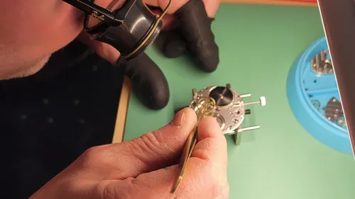 Initiations à l’horlogerie mécanique au Touquet et à Rouen avec...