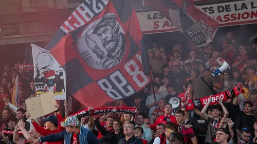 Foot, Boulogne - Saint-Etienne : le déplacement des supporters...