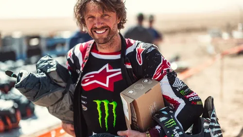 Dakar 2026 : Adrien Van Beveren remporte l'étape du jour