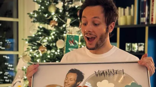 Vianney : Un triomphe exceptionnel avec "A 2 à 3" - Plus de 100 000...