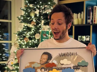 Vianney : Un triomphe exceptionnel avec "A 2 à 3" - Plus de 100 000...