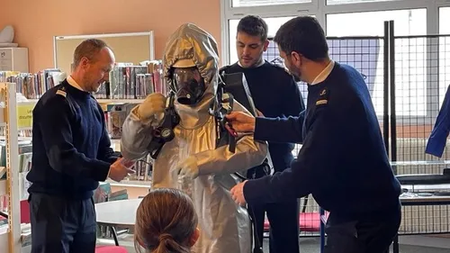 Pouancé. Des élèves ont rencontré l'équipage d'un sous-marin nucléaire