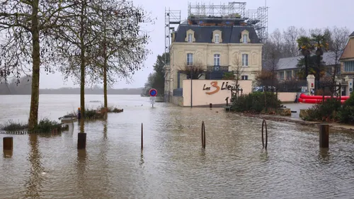 Inondations. « Ça va s'amplifier », le Maine-et-Loire passe en...
