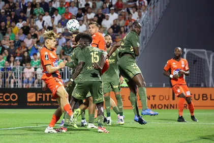 Stade lavallois. Tchokounté montre la voie, Clavreul comme dans un...