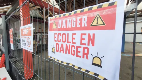 Maine-et-Loire. Dans les écoles, "un enseignant devant chaque...