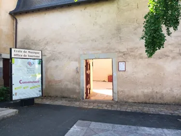 Pays de Château-Gontier. Manque d'investissement, problèmes...