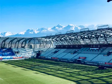 Stade lavallois. Un car régie de beIN Sports dégradé avant Grenoble...