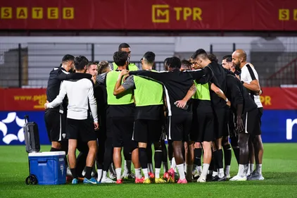 Angers SCO. El Melali dynamiteur, Niane transparent et Diony homme...