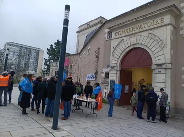 Angers. "Mal payés, besoin de reconnaissance" : les professeurs du...