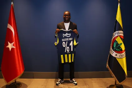 Angers Sco. Sidiki Chérif officiellement transféré à Fenerbahçe 