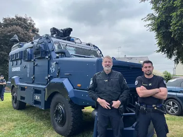 Le Centaure, dernier né des véhicules blindés de la gendarmerie,...