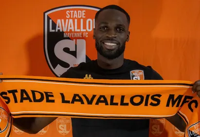 Stade lavallois. Le défenseur Moïse Adilèhou arrive à Laval