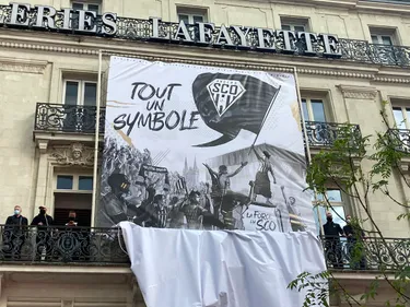 Avant le nouveau maillot, Angers SCO présente son nouveau logo