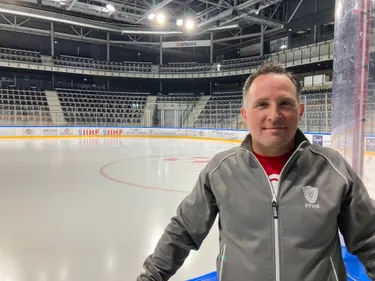 Hockey féminin, mondial: l'Angevin Emmanuel Colliot veille sur les...