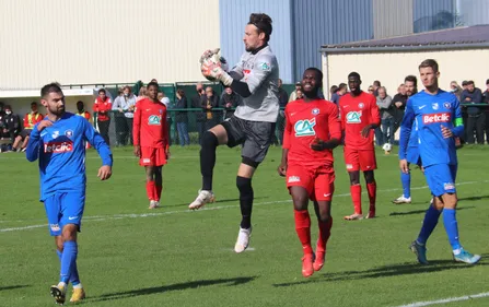 Coupe de France. Choc des extrêmes entre Chantrigné et Laval, duel...