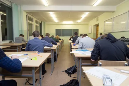 Dans la région. Baccalauréat : trop de copies, nombreux oraux à...