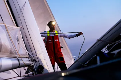 Vendée Globe 2024. Maxime Sorel blessé à la cheville sur  V and B -...