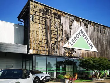 Saint Berthevin : le magasin Leroy Merlin touché par un incendie...
