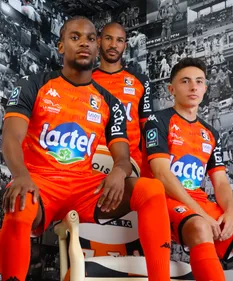 Stade lavallois. Le nouveau maillot domicile dévoilé