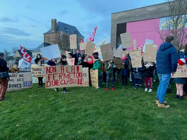 Carte scolaire. À Ruillé-Froid-Fonds, les parents soulagés et...