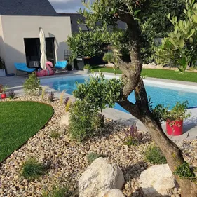 Rêve de Jardins : L’art de sublimer vos extérieurs près d’Angers 