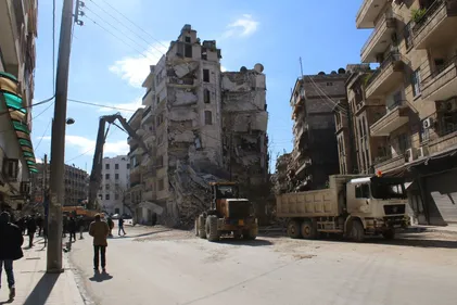 Séisme en Syrie. "On a sauté du lit et on s'est réfugié sous une...
