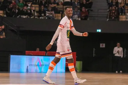 Etoile lavalloise. Souheil Mouhoudine quitte Laval et rêve plus grand