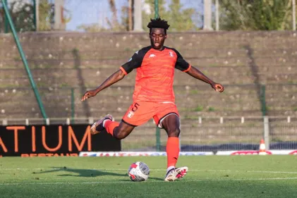 Stade lavallois. Le défenseur Ange Badey passe professionnel avec...