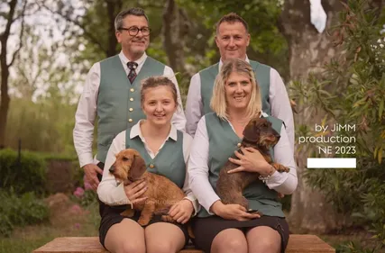 Charchigné. La chienne Topale médaillée d'argent au salon de...